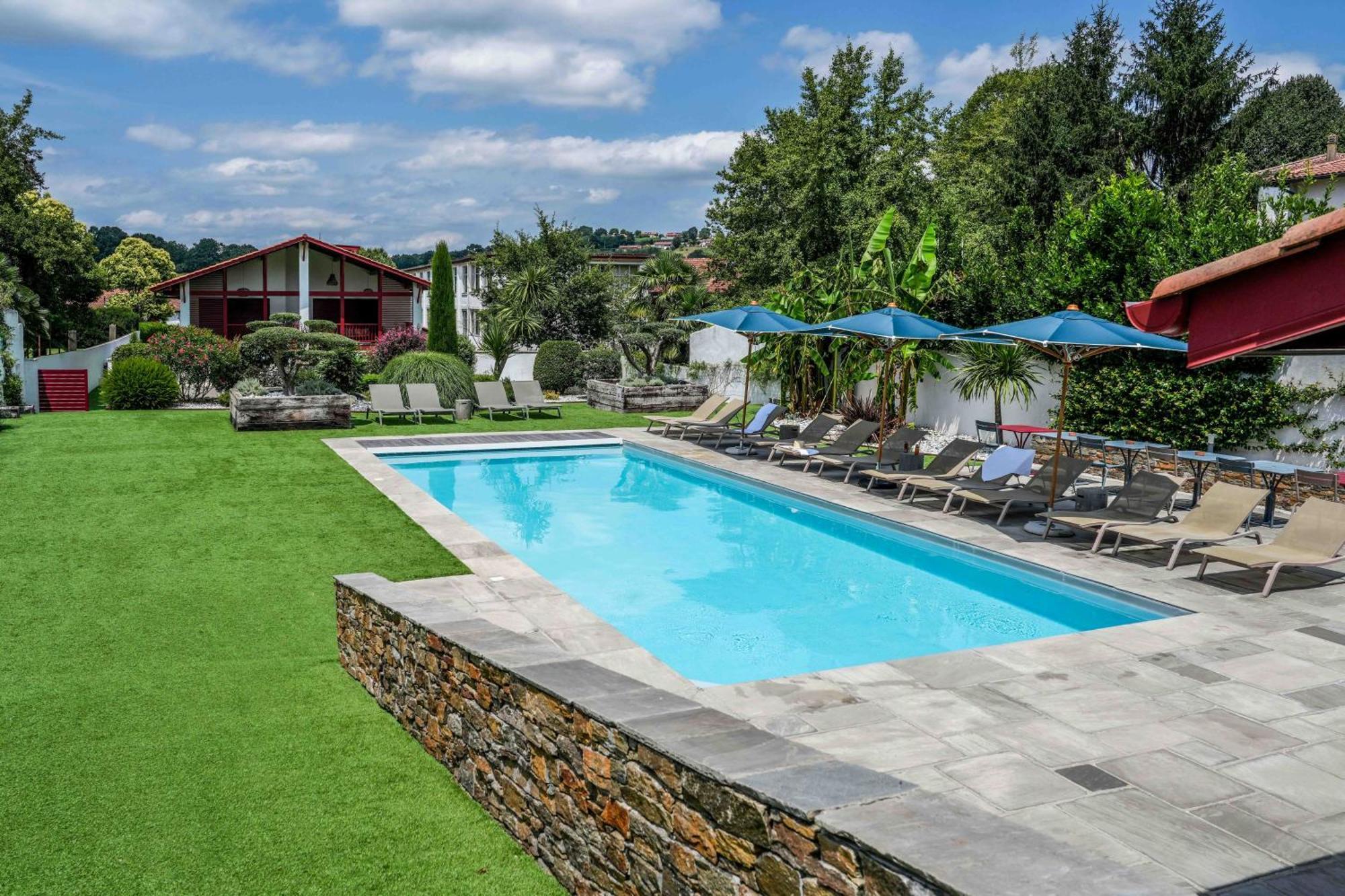 Hotel Argia Hasparren Kültér fotó