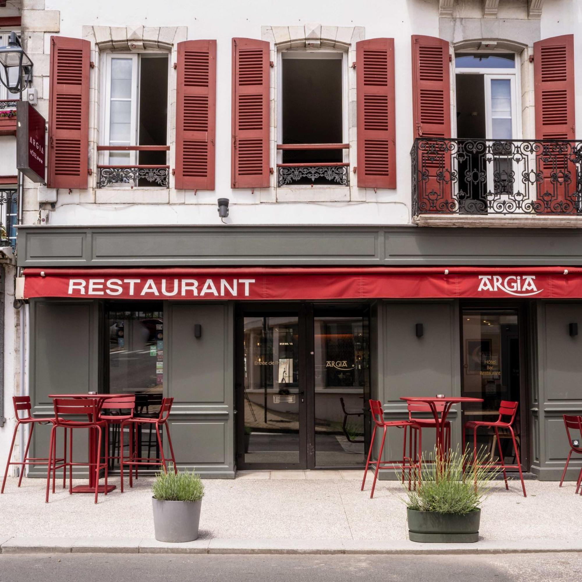 Hotel Argia Hasparren Kültér fotó
