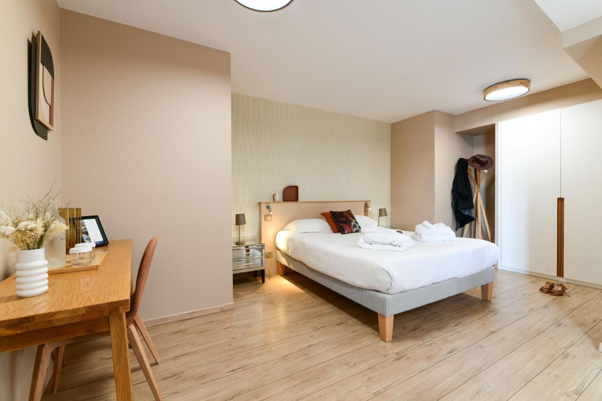 Hotel Argia Hasparren Kültér fotó